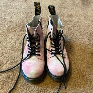 Toddler Dr. Martens Air ware tie dye pink boots